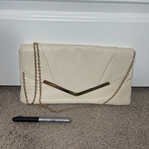 Gunne Sax Cream and Gold Chevron Clutch